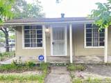 621 Elmendorf - Photo 1
