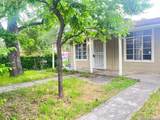 621 Elmendorf - Photo 2