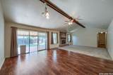 4627 Barhill St - Photo 9