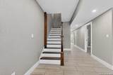 1070 Timberlane Dr - Photo 16