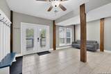 1070 Timberlane Dr - Photo 18
