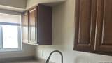 255 Rampart - Photo 6