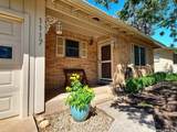 1117 Lake Dr - Photo 1