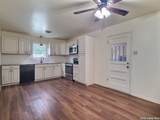 1117 Lake Dr - Photo 10