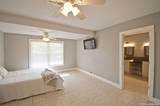 702 Schubert - Photo 11