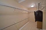 702 Schubert - Photo 19