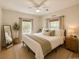 208 Woodridge - Photo 10