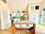208 Woodridge - Photo 5