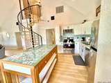 208 Woodridge - Photo 8