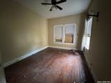 1027 Vermont St - Photo 3