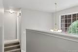 946 Riverstone Dr - Photo 19