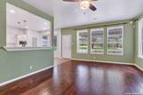 946 Riverstone Dr - Photo 9