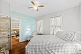 103 Saint Charles - Photo 15