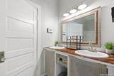 103 Saint Charles - Photo 17