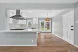 210 Harcourt Ave - Photo 5