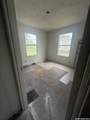 1025 Bowen St - Photo 7