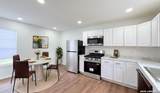 1439 Peterson Ave - Photo 8