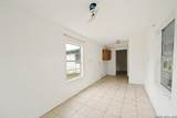 853 Holmgreen Rd - Photo 11