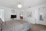 906 Village Br - Photo 19