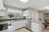 906 Village Br - Photo 7