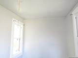 134 Gladstone - Photo 7