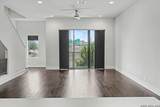 1606 Hackberry - Photo 9