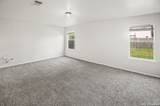 2127 Red Rock Crossing - Photo 14
