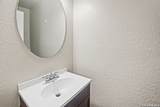 2127 Red Rock Crossing - Photo 32