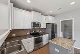 918 Lauren St - Photo 4