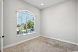 1222 Cadogan Squire - Photo 14