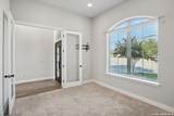 1222 Cadogan Squire - Photo 15