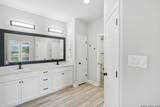 1222 Cadogan Squire - Photo 24