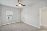 1222 Cadogan Squire - Photo 38