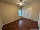 570 Advantage - Photo 15