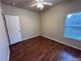 570 Advantage - Photo 16