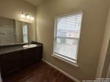 570 Advantage - Photo 9