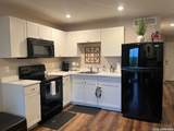 943 Parkview - Photo 4