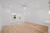 1303 Essex St - Photo 2