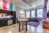 1401 Flores St - Photo 8