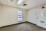 2060 Universal City Blvd - Photo 15