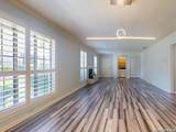 2611 Eisenhauer - Photo 2