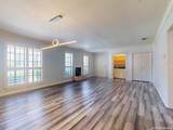 2611 Eisenhauer - Photo 9