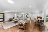 1324 Sleepy Hollow Ln - Photo 17