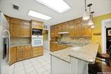 1717 Embassy Rd - Photo 8