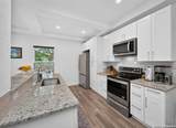 547 Belmont - Photo 10