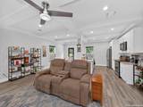 547 Belmont - Photo 7