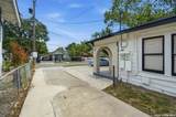 827 Rosewood Ave - Photo 4