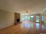 13915 Laurel Hollow Dr - Photo 9