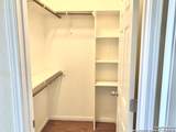 569 Advantage - Photo 10