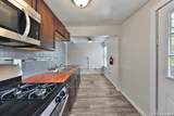 827 Rosewood Ave Apt #5 - Photo 3